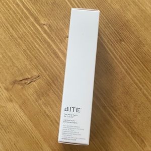 BITE BEAUTY - Supercharged Micellar foundation